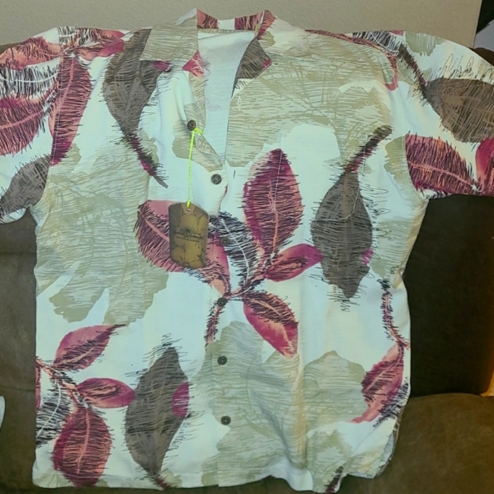 COPY - Tommy  Bahama shirt